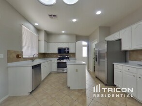 9170 W Melinda Ln in Peoria, AZ - Building Photo - Building Photo