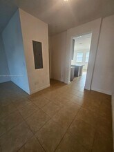 948 SW 147th Ave in Pembroke Pines, FL - Building Photo - Building Photo