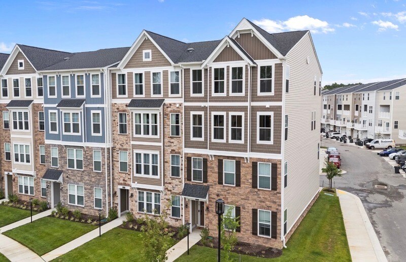 9001 Telegraph Rd in Glen Allen, VA - Building Photo