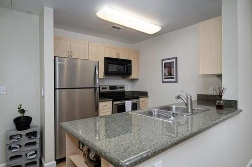 1550 Technology Dr-Unit -2041 in San Jose, CA - Building Photo - Building Photo