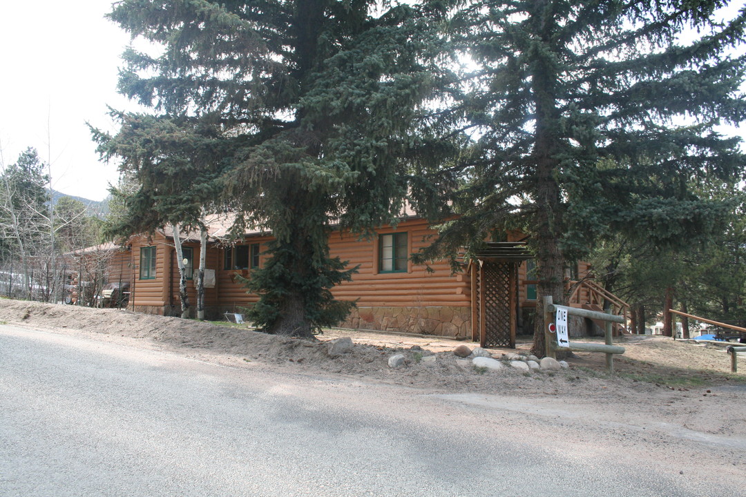 Manor Rv Park in Estes Park, CO - Foto de edificio