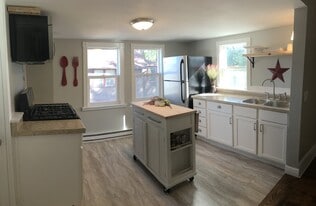 1927 Washington Street Northeast, Unit 2 in Minneapolis, MN - Building Photo