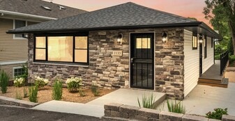 1133 Putnam St in Gary, IN - Building Photo