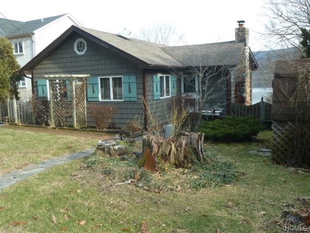 12 Cascade Trail in Greenwood Lake, NY - Foto de edificio