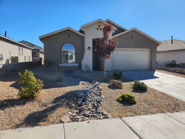 4513 Red Mountain Cir in Las Cruces, NM - Building Photo - Building Photo