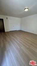 202 N Locust St in Inglewood, CA - Building Photo - Building Photo