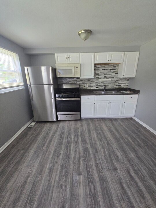 1610-1612-1612 E 25th Ave in Columbus, OH - Building Photo