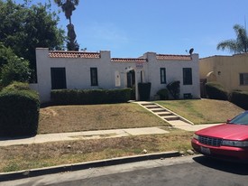 3918 W 27th St in Los Angeles, CA - Building Photo