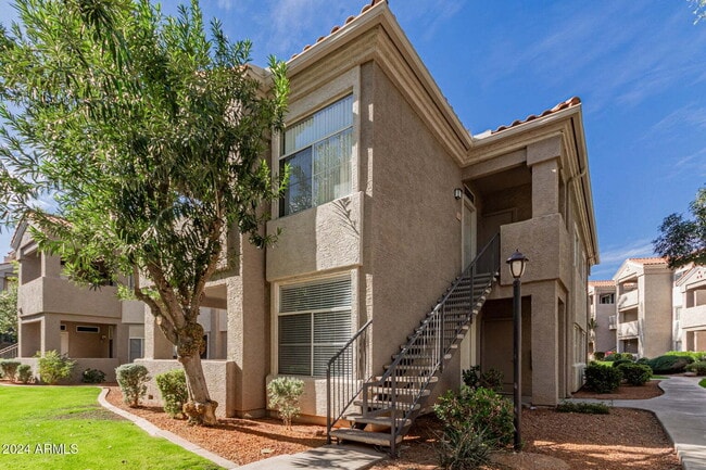 3830 E Lakewood Pkwy W in Phoenix, AZ - Building Photo - Building Photo