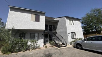 234 W Laguna St in Tucson, AZ - Building Photo