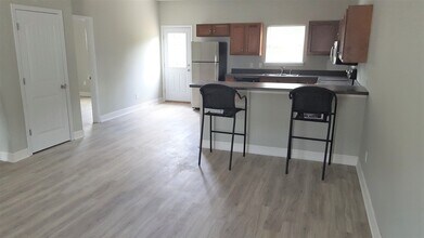 116 Bonielane Dr in Statesboro, GA - Building Photo - Building Photo