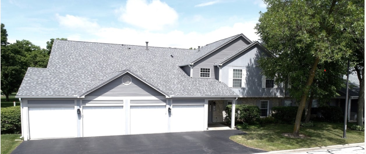 2253 Petworth Ct, Unit Condo in Naperville, IL - Foto de edificio