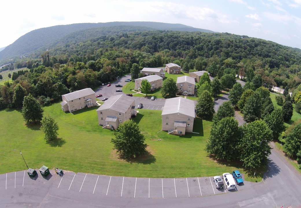 Skyview Gardens in Duncannon, PA - Building Photo