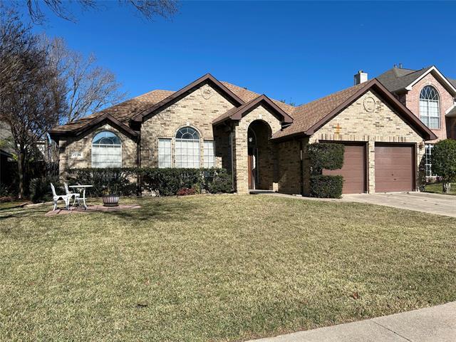 1736 Marian Ln in Flower Mound, TX - Foto de edificio - Building Photo