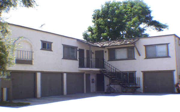 9208 Wheeler Ct in Fontana, CA - Building Photo - Building Photo