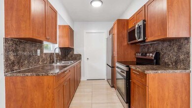 630 SW 28th Dr in Fort Lauderdale, FL - Building Photo - Building Photo