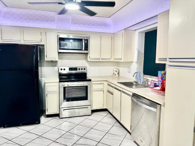 18730 Stewart Cir in Boca Raton, FL - Building Photo - Building Photo