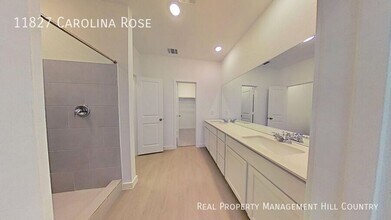 11827 Burnet Rose in Converse, TX - Building Photo - Building Photo