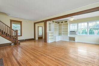 195 Hillside Ave in Leonia, NJ - Building Photo - Building Photo