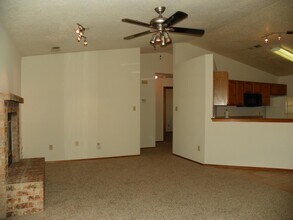 4404 Rabbit Brush Ave NW in Albuquerque, NM - Building Photo - Building Photo