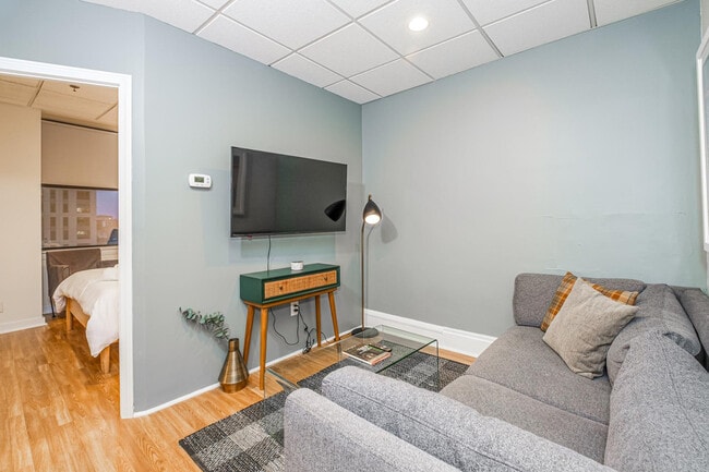 62 Boylston St in Boston, MA - Building Photo - Building Photo