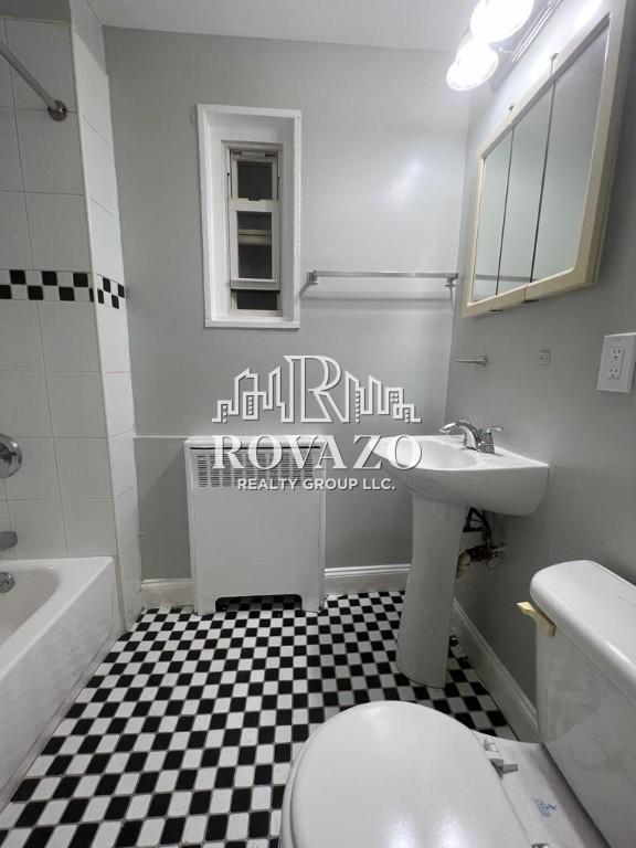 585 Elizabeth Ave in Newark, NJ - Foto de edificio - Building Photo