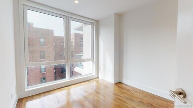 138-28 Queens Blvd, Unit 5B in Queens, NY - Building Photo - Building Photo