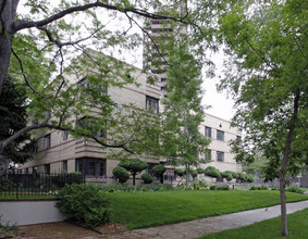 Park Aire Apartments in Denver, CO - Foto de edificio - Building Photo