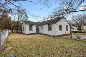 2901 Scott Ave in Nashville, TN - Building Photo - Building Photo