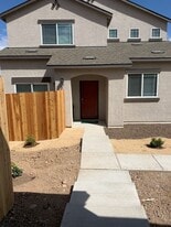9531 Nautical Mile Rd in Reno, NV - Building Photo