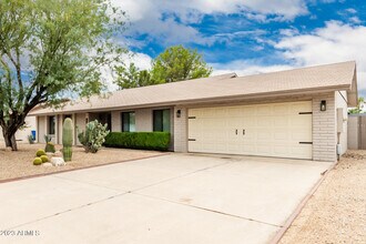 4833 E Kathleen Rd in Scottsdale, AZ - Building Photo - Building Photo