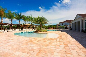 8929 Shine Dr in Kissimmee, FL - Building Photo - Building Photo