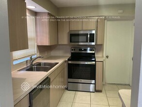 14510 Apache Ave in Largo, FL - Foto de edificio - Building Photo