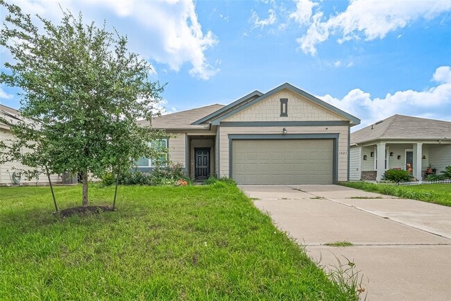 1025 Banyon Tree Ln in Pattison, TX - Building Photo - Building Photo