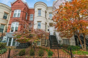 310 9th St NE in Washington, DC - Building Photo