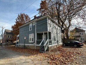 1557 Highland St in Columbus, OH - Building Photo - Building Photo