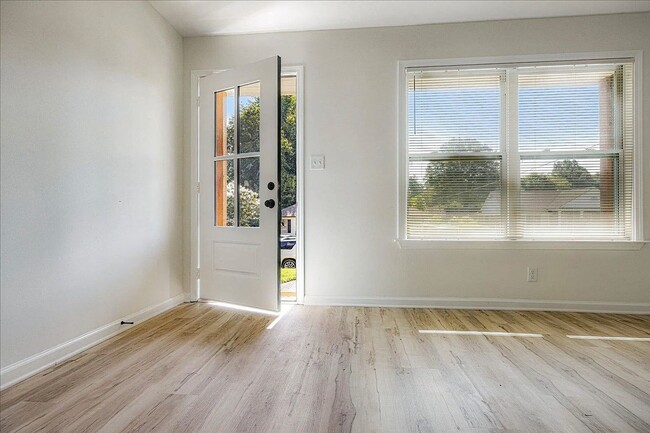 3471 Kings Arms St in Memphis, TN - Building Photo - Building Photo