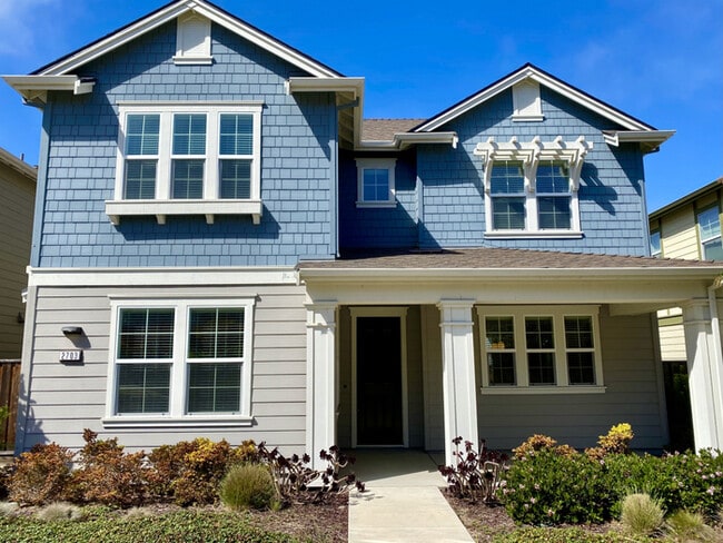 property at 2703 Boardwalk Ave