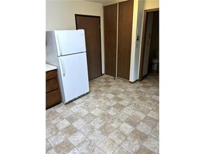107 Edgewood St in New York Mills, MN - Building Photo - Building Photo