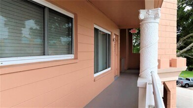 2457 Ecuadorian Way in Clearwater, FL - Building Photo - Building Photo
