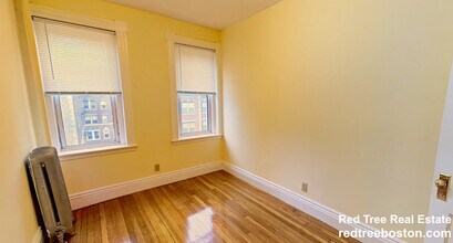 120 Peterborough St in Boston, MA - Foto de edificio - Building Photo