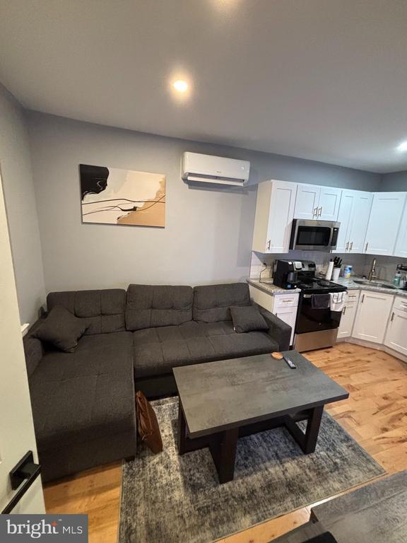 property at 1921 S Croskey St