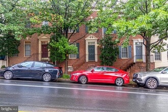 1323 N Barton St in Arlington, VA - Building Photo - Building Photo