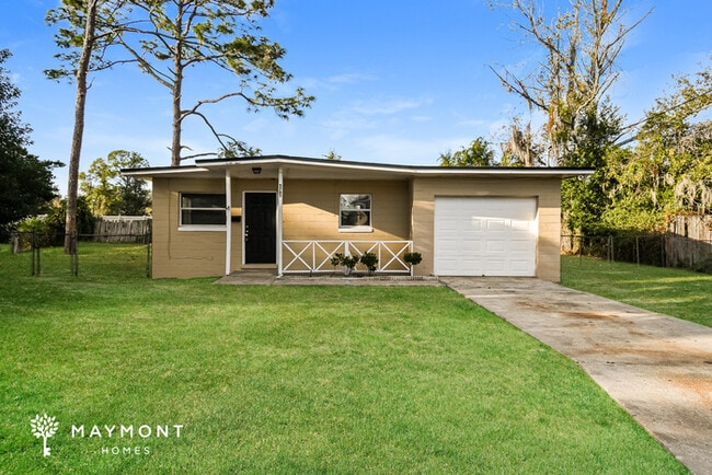 property at 5705 Perch Dr N