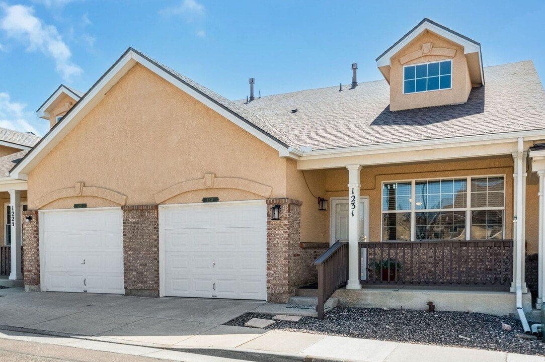 1231 Villa Grove in Monument, CO - Building Photo