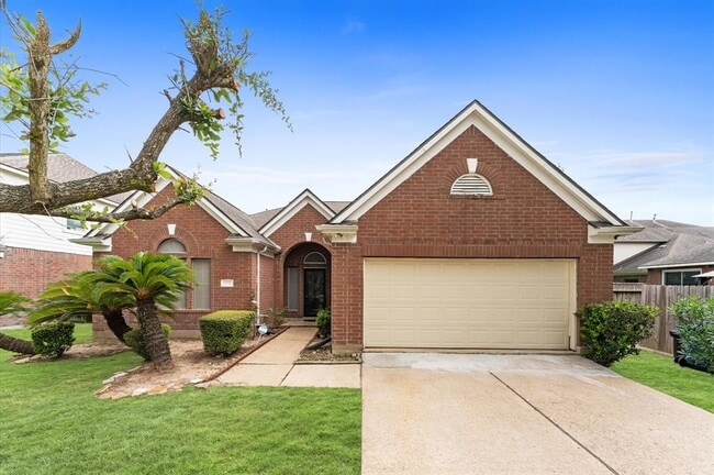 12214 Elk Meadow Dr in Stafford, TX - Building Photo - Building Photo