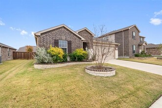 1124 Ainsley Ln in Forney, TX - Building Photo - Building Photo