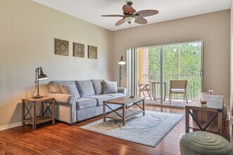 6341 Aragon Way in Ft. Myers, FL - Building Photo - Building Photo