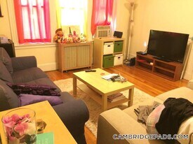 1622 Massachusetts Ave in Cambridge, MA - Building Photo