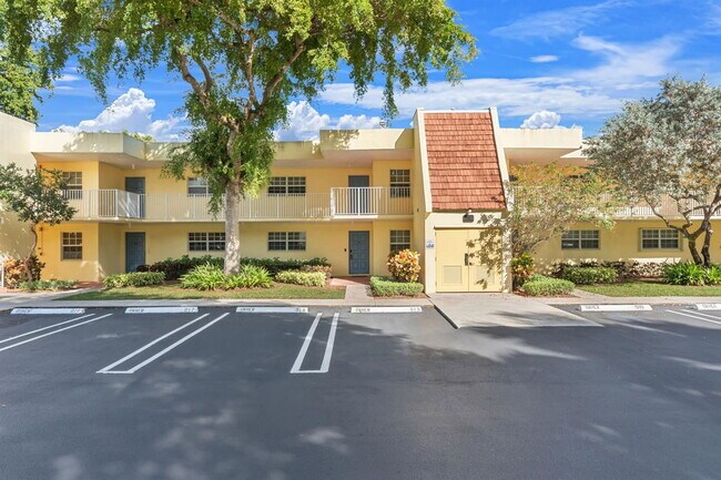 property at 500 Oaks Ln